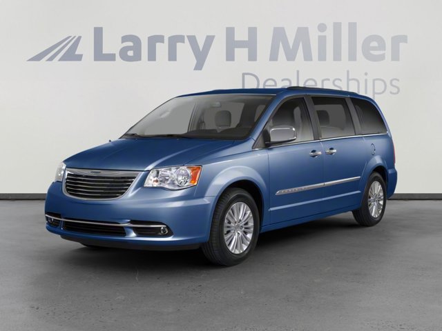 2013 Chrysler Town & Country Touring-L